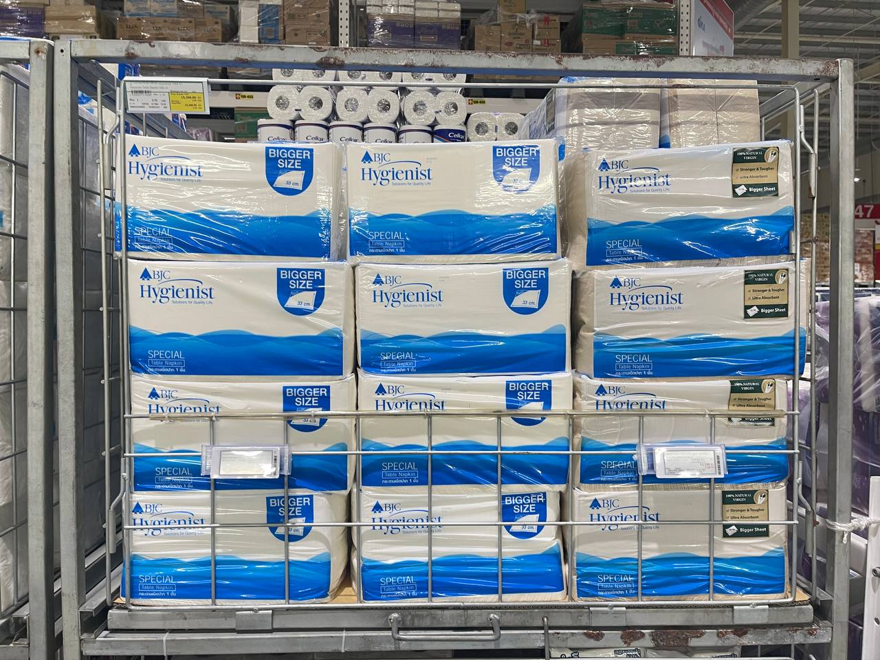 Modern Trade distribution featuring BJC FMCG products at Makro Market by Da Houg Heng Enterprise (Image 21)